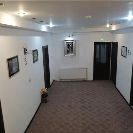 Pensiunea Millenium Sibiu With Parking - Motorcycle Friendly Travel Routes Exterior photo