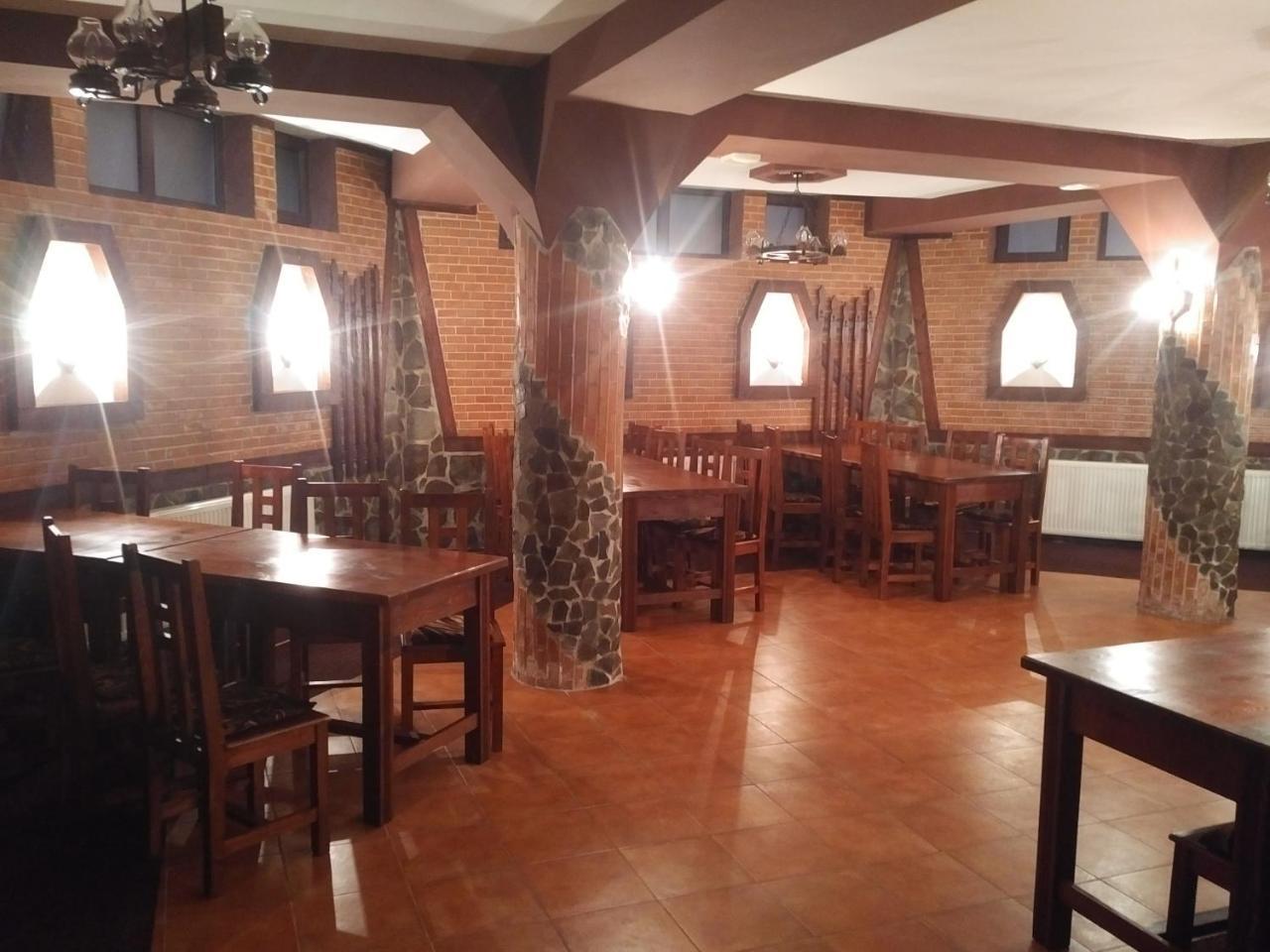 Pensiunea Millenium Sibiu With Parking - Motorcycle Friendly Travel Routes Exterior photo